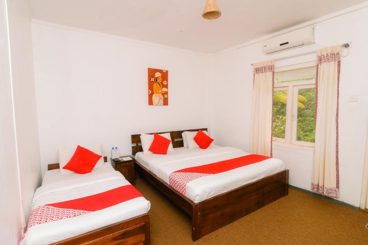 Oyo 386 White Villa Tourist Guest Kandy Ngoại thất bức ảnh