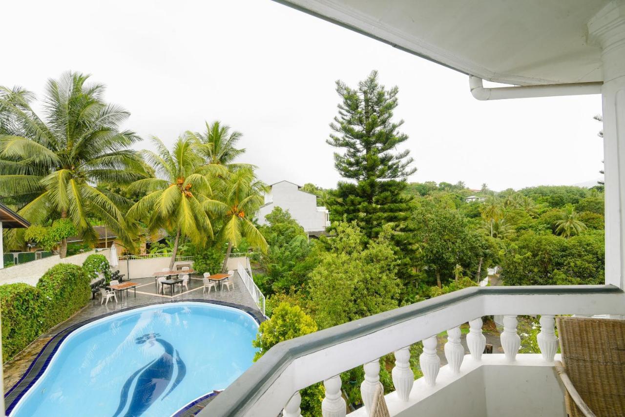 Oyo 386 White Villa Tourist Guest Kandy Ngoại thất bức ảnh